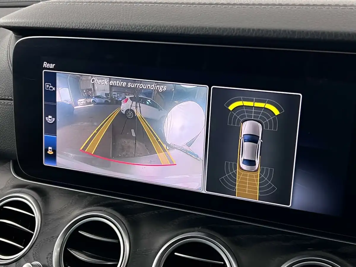 2019-mercedes-benz-e-class-20d-e220d-amg-line-edition-saloon-4d-big-30