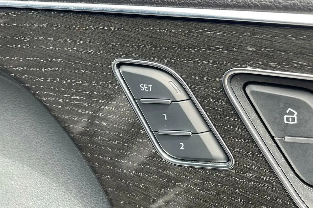2021-audi-q7-30-50-tdi-black-edition-big-34