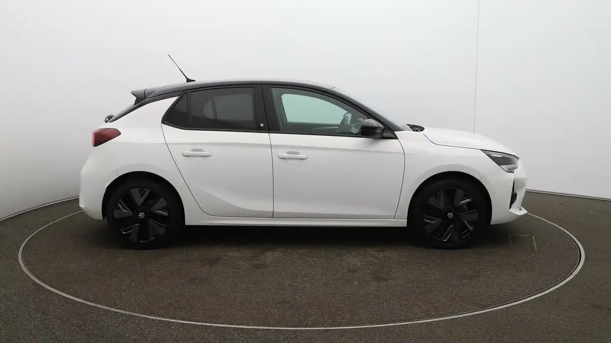 2022-vauxhall-corsa-e-sri-premium-big-40
