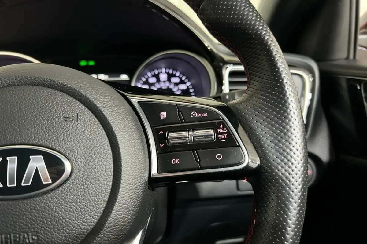2020-kia-pro-ceed-16-t-gdi-gt-big-21