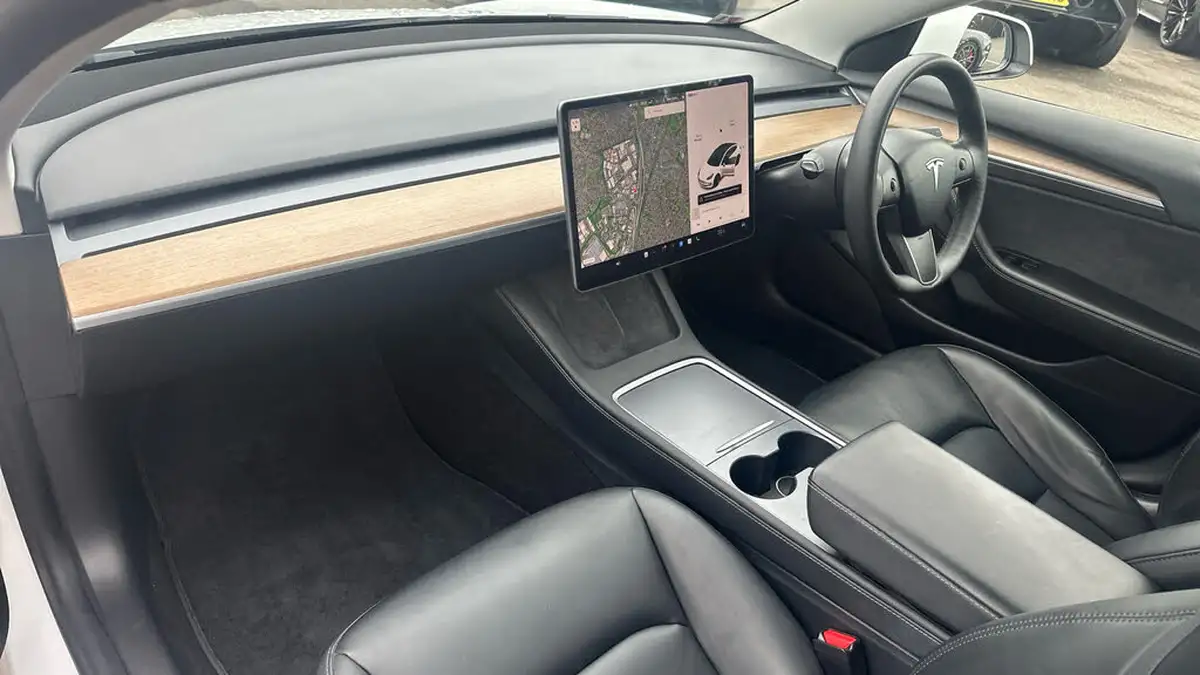 2021-tesla-model-3-e-long-range-4x4-big-9