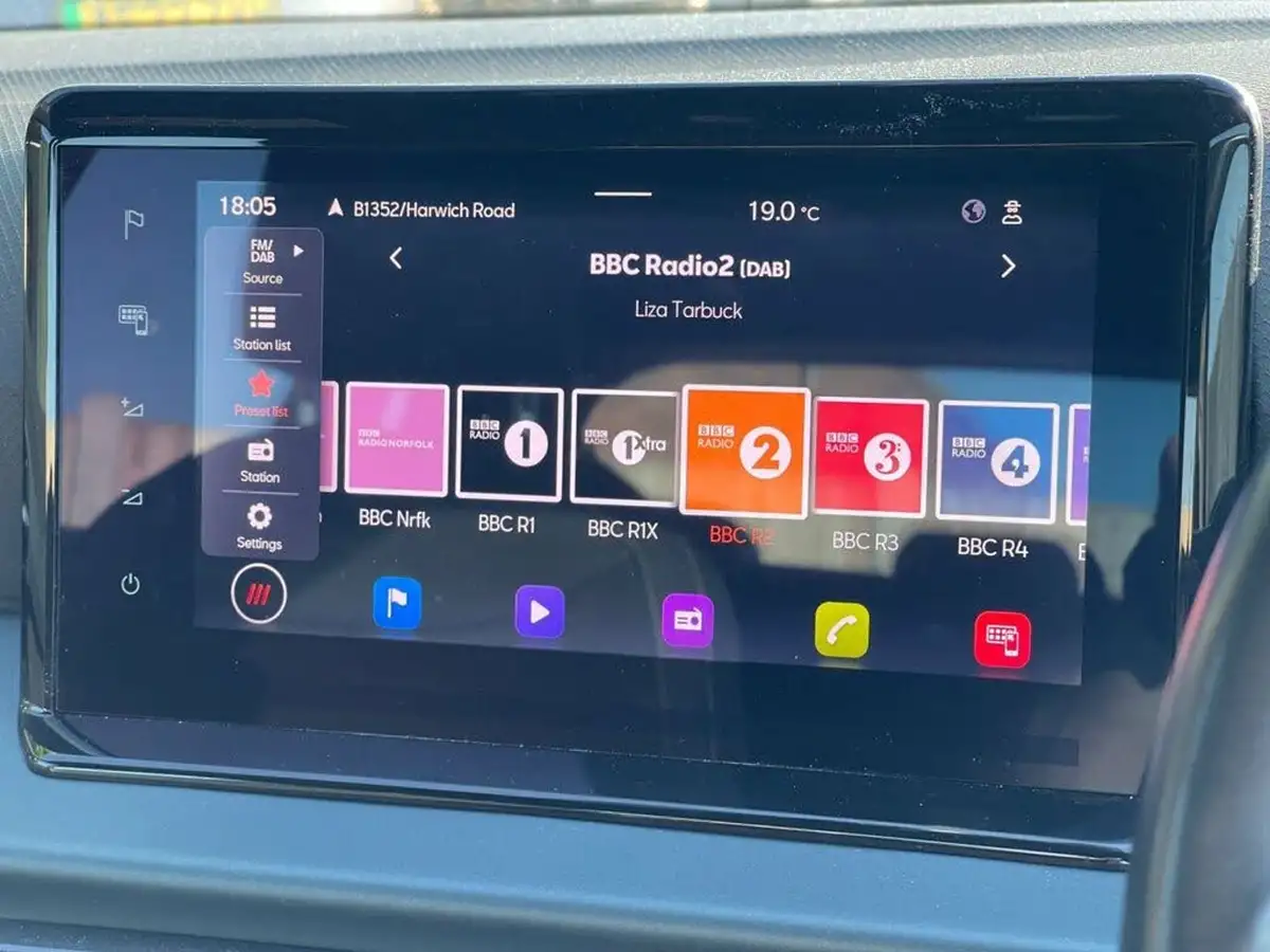2023-seat-arona-10-tsi-xperience-lux-110ps-big-1