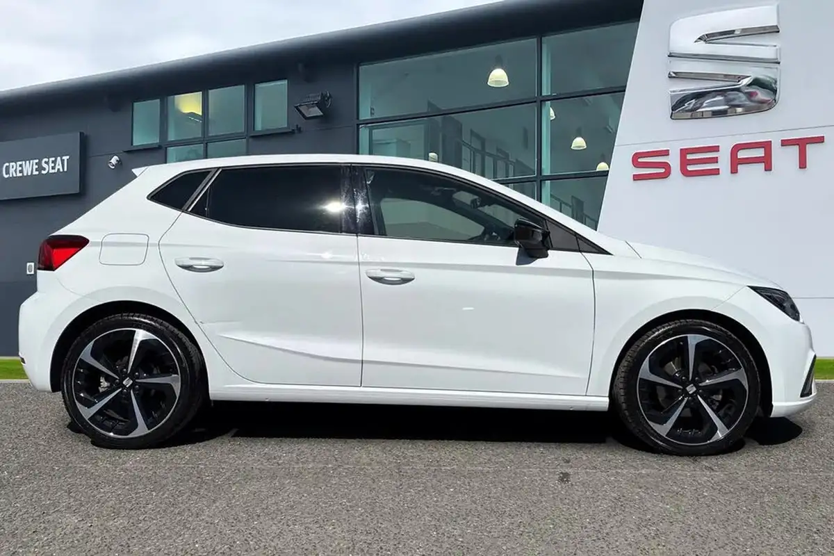 2022-seat-ibiza-10-tsi-fr-sport-110ps-dsg-big-2
