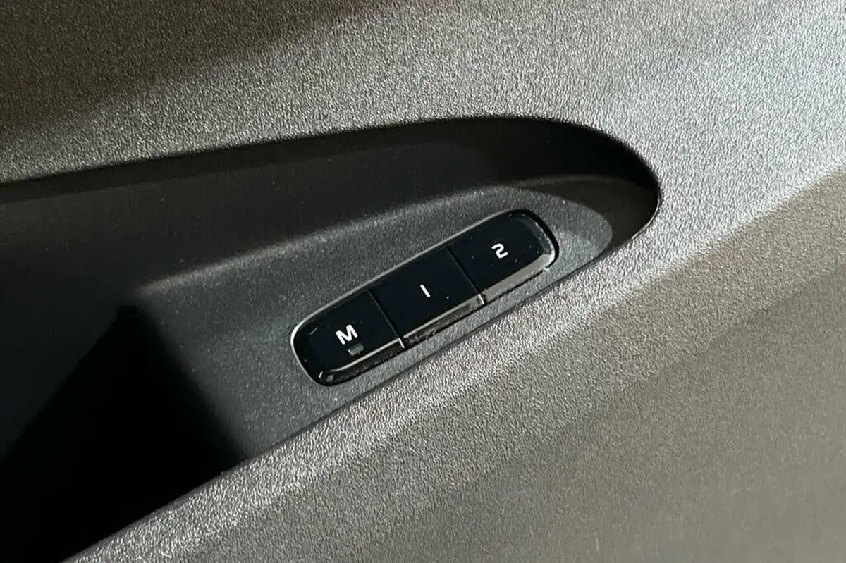 2022-polestar-polestar-2-e-ps2-300kw-longe-dual-plus-pilot-big-35