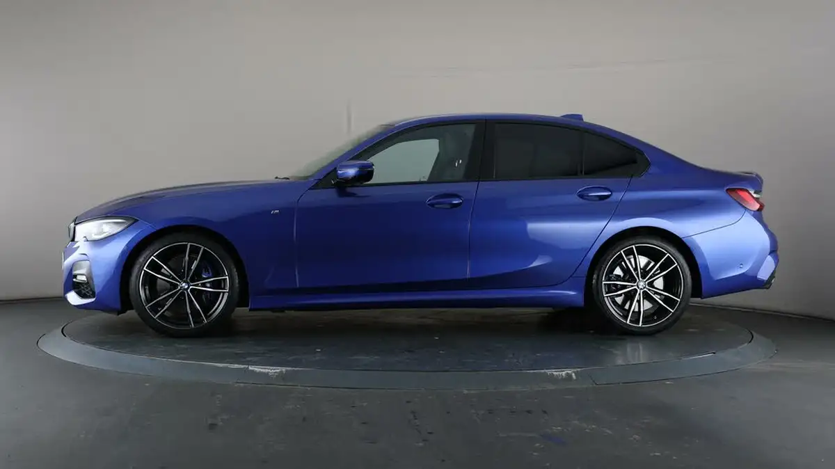 2022-bmw-3-series-20-320i-m-sport-saloon-4d-big-37