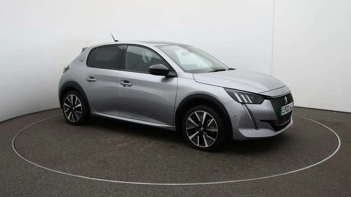 2022-peugeot-208-e-gt-136bhp-50kwh-big-45