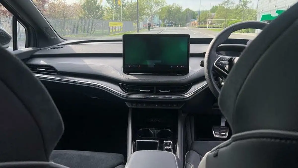 2024-skoda-enyaq-e-85x-sportline-plus-station-wagon-big-7