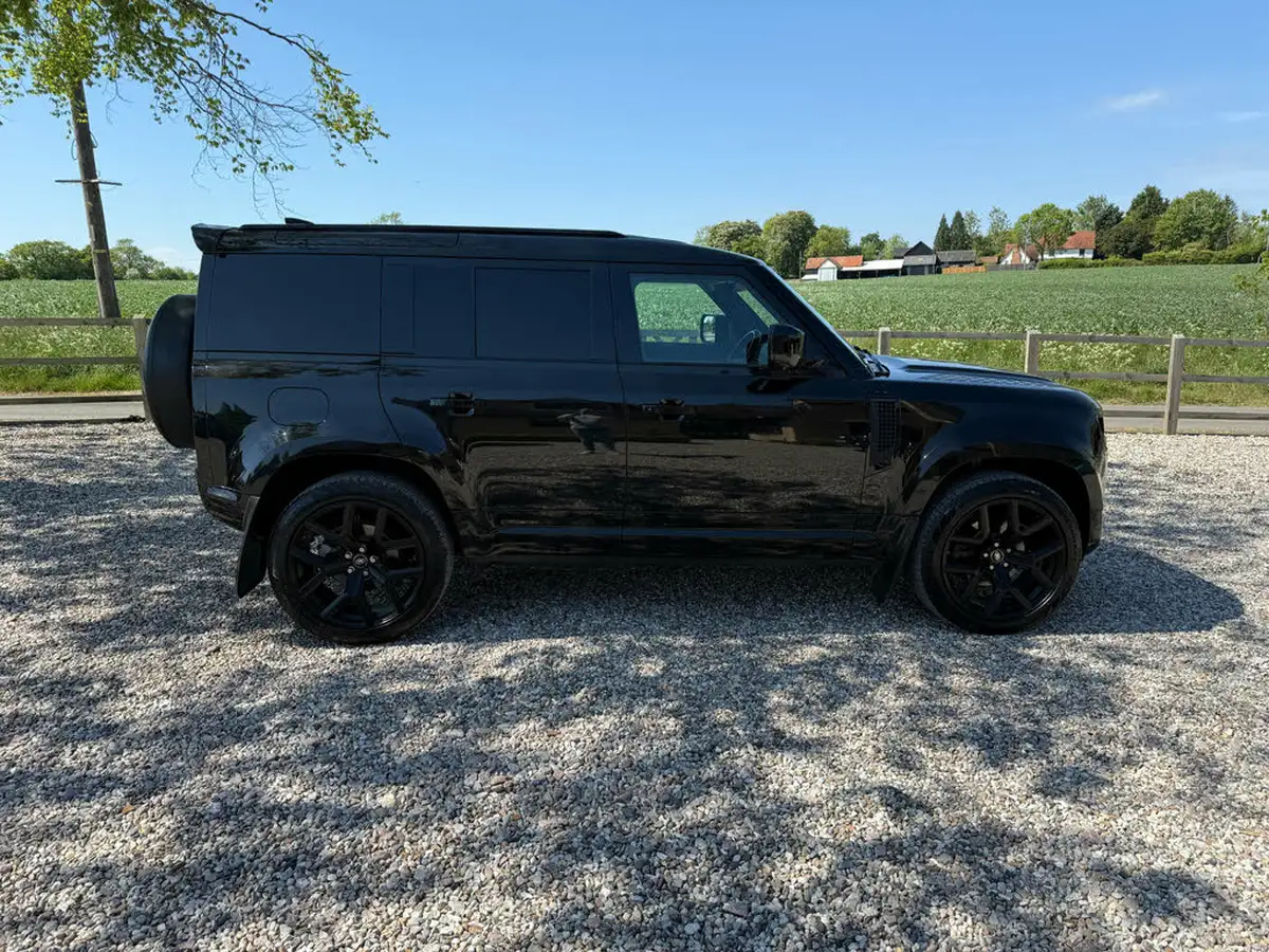 2021-land-rover-110-defender-30-d250-hard-top-s-110-big-5