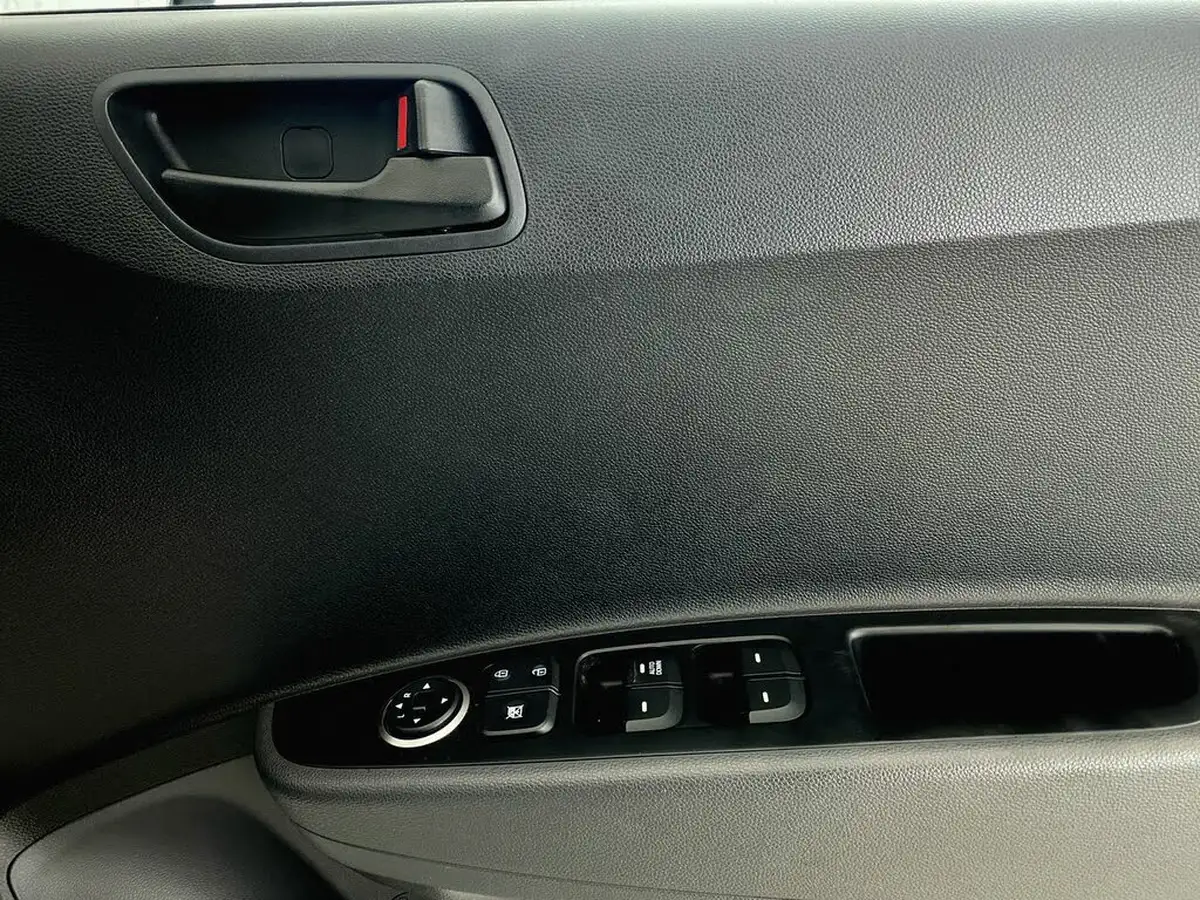2018-hyundai-i10-10-go-se-67ps-big-12