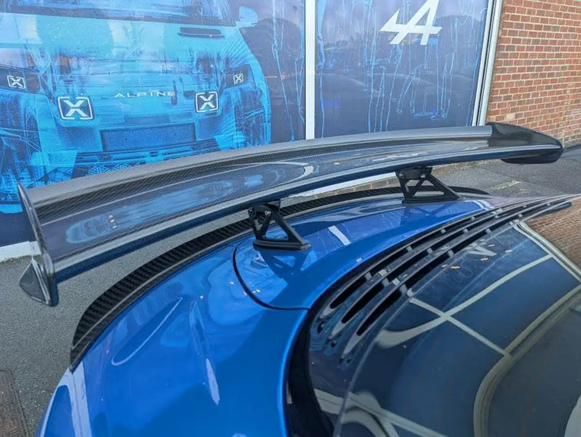 2019-alpine-a110-18-t-legende-brown-big-7