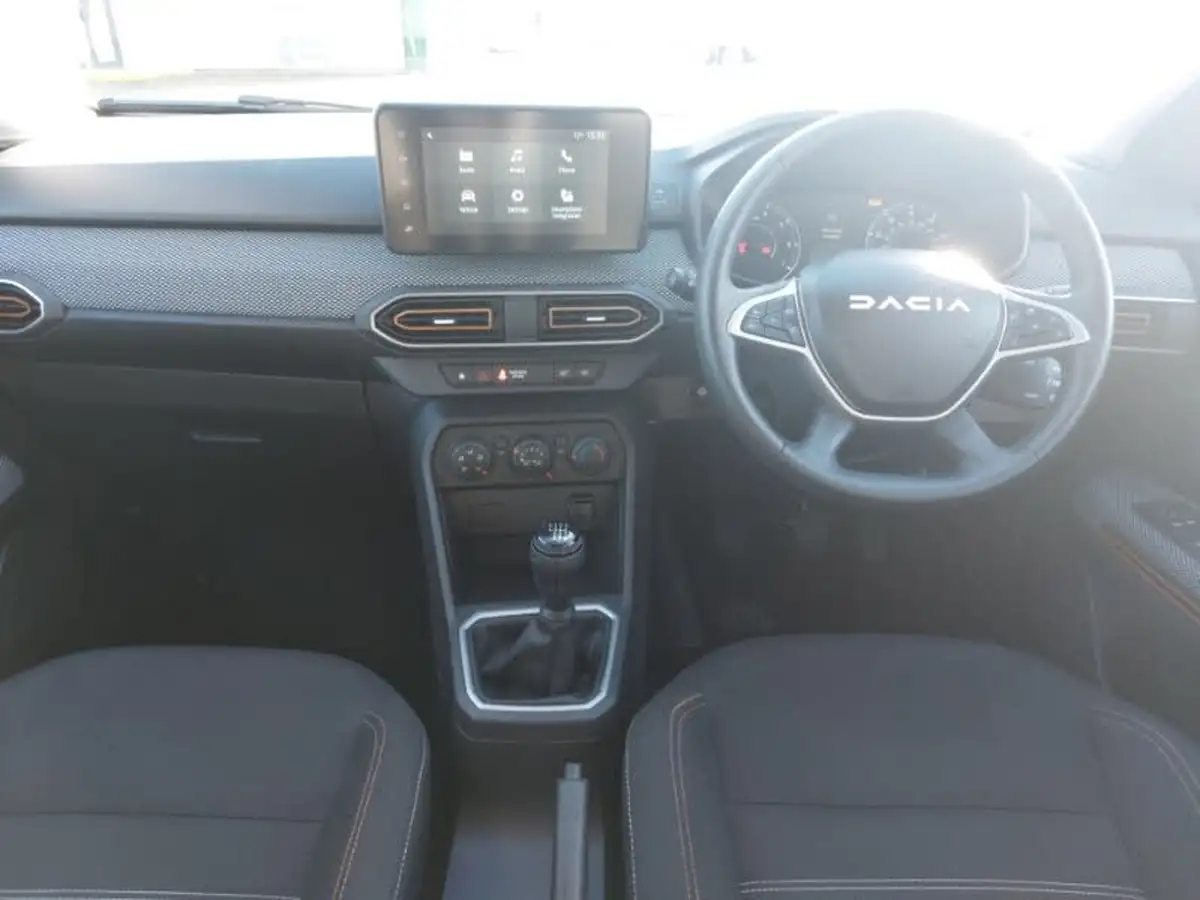 2023-dacia-sandero-stepway-10-tce-expression-90bhp-big-2