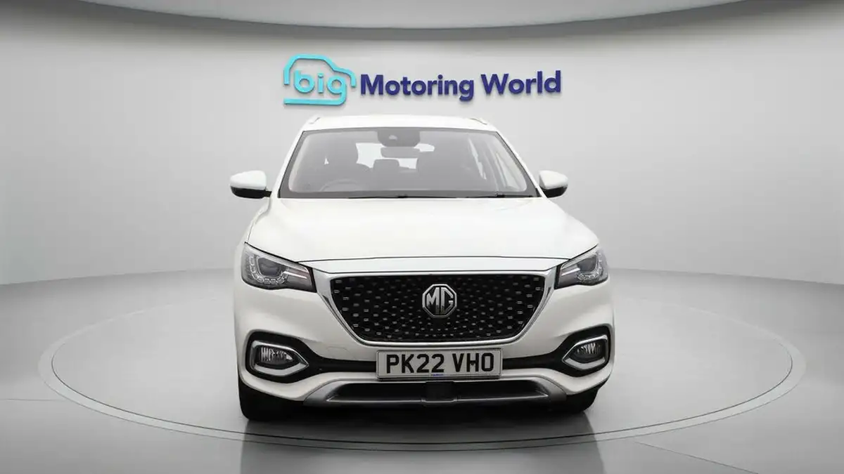 2022-mg-hs-15t-gdi-excite-162ps-dct-big-2