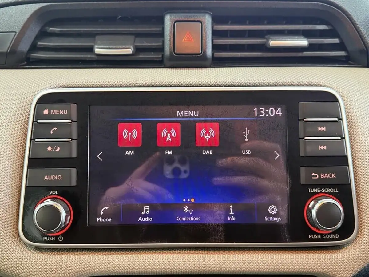 2019-nissan-micra-09-ig-t-acenta-limited-edition-big-37