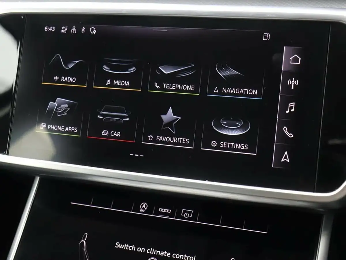 2022-audi-a6-saloon-20-40-tfsi-sport-big-38