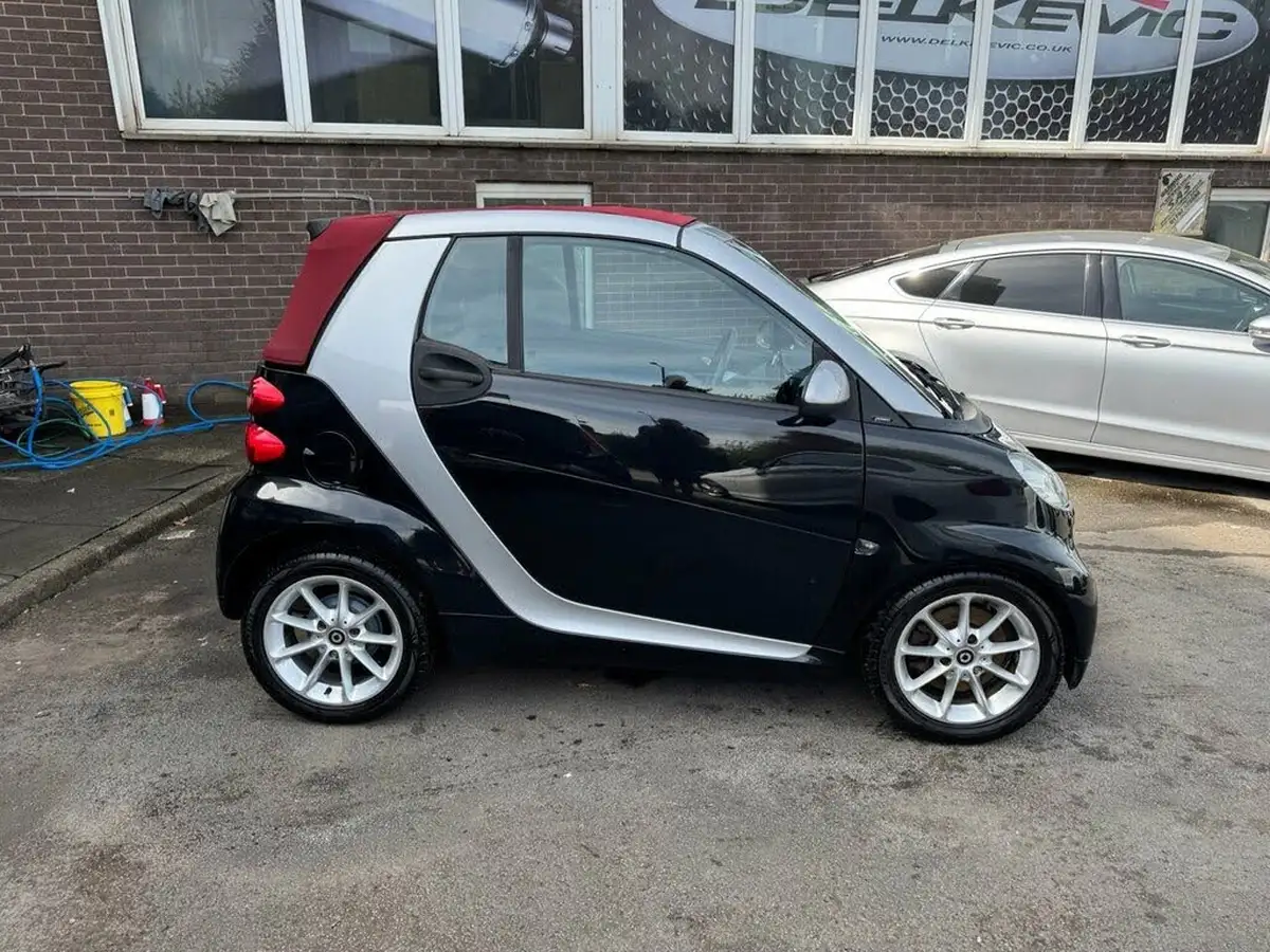 2011-smart-fortwo-10-passion-84bhp-cabriolet-auto-big-9