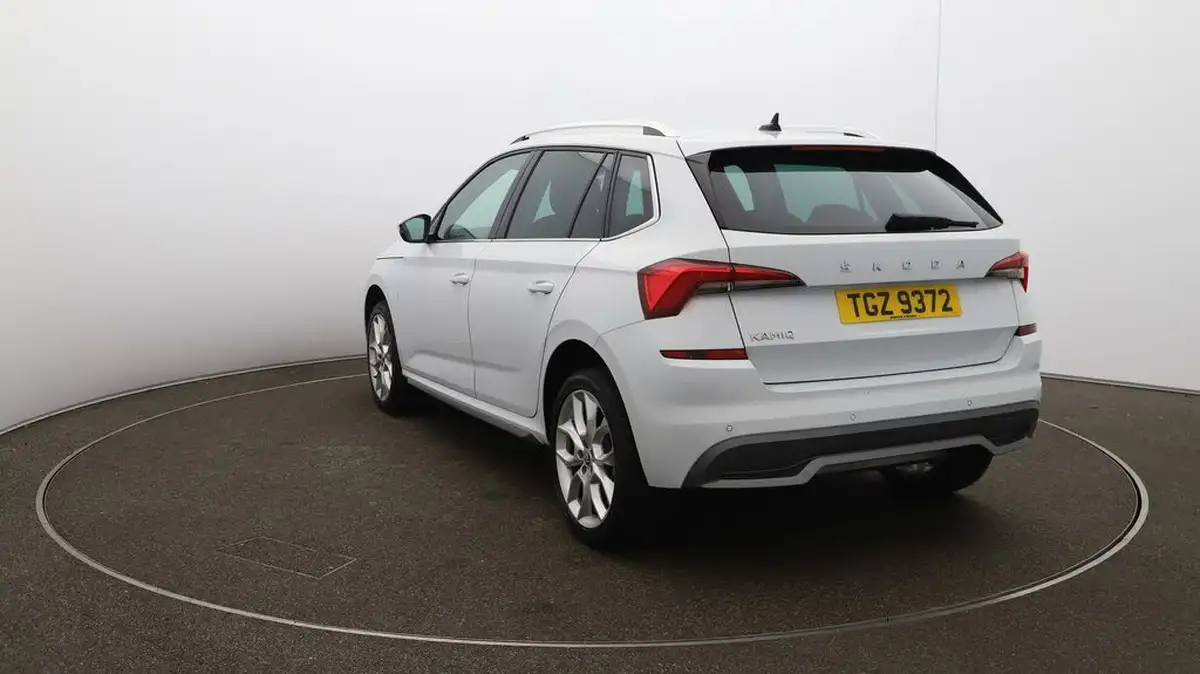 2021-skoda-kamiq-10-tsi-se-l-109ps-dsg-big-62