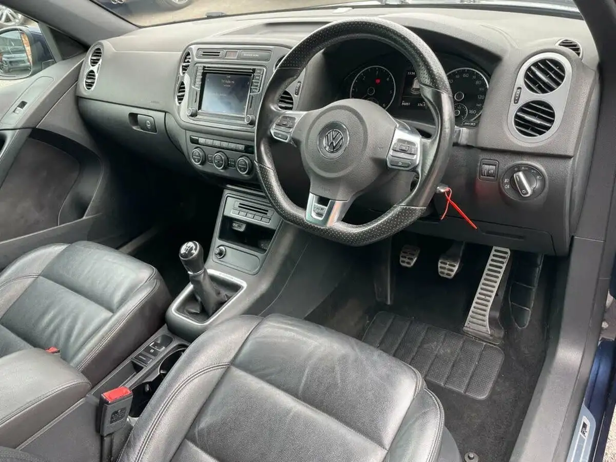 2015-volkswagen-tiguan-20tdi-r-line-edition-150ps-big-9