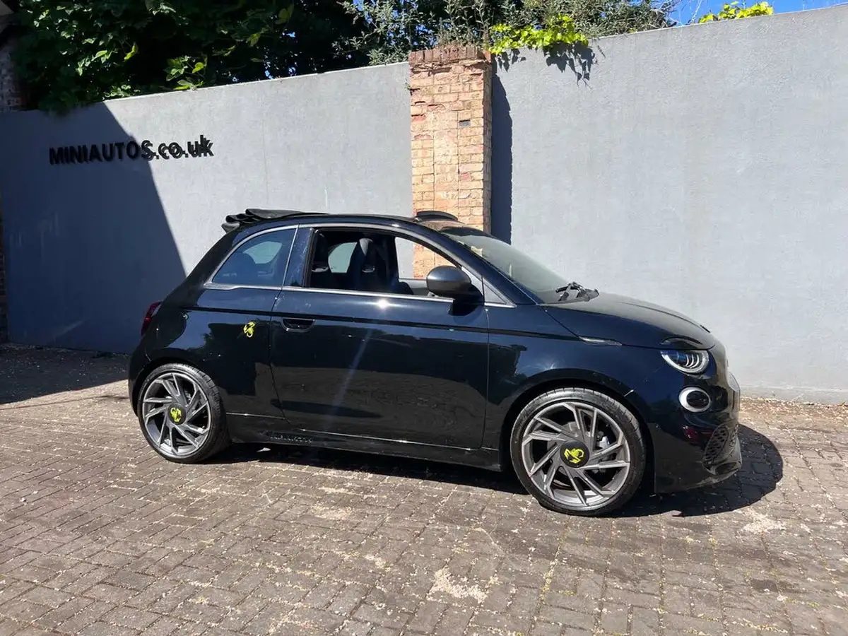 2023-abarth-500c-e-500e-turismo-big-2