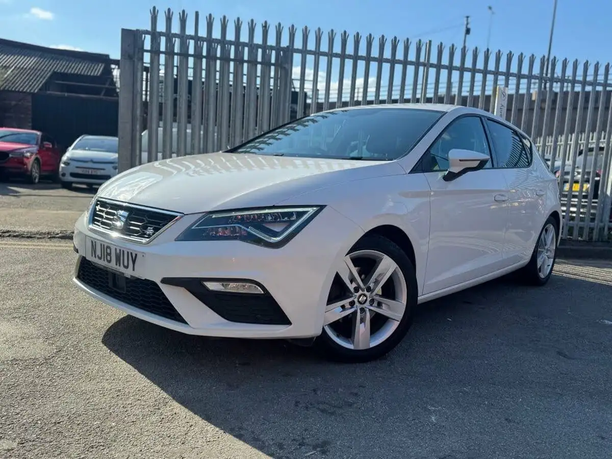 2017-seat-leon-14-ecotsi-fr-technology-hatchback-5d-big-30