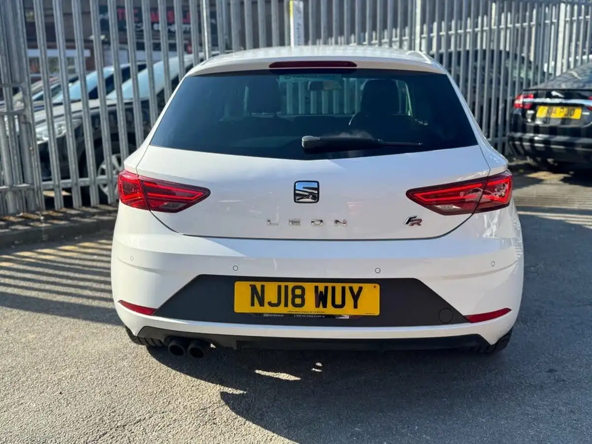 2017-seat-leon-14-ecotsi-fr-technology-hatchback-5d-big-6