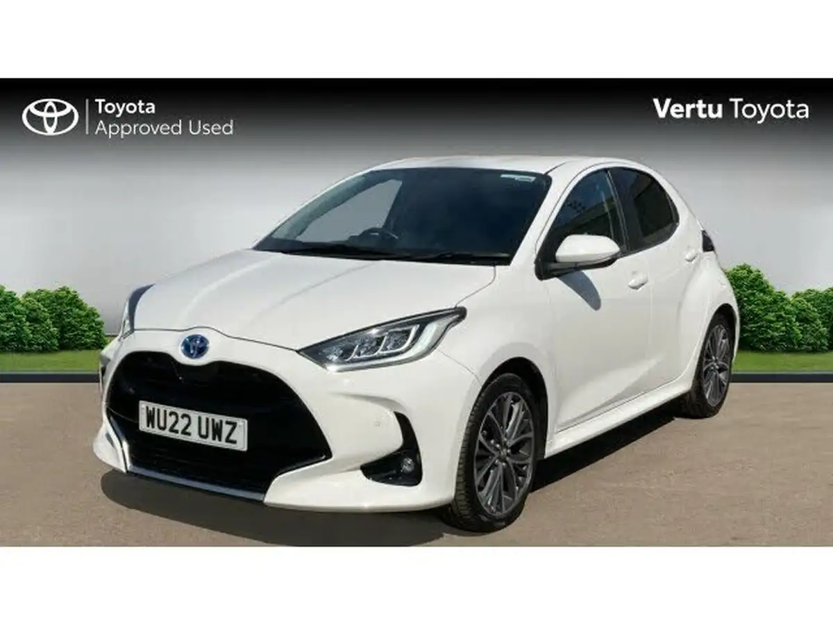 2022-toyota-yaris-15-vvt-i-excel-big-2