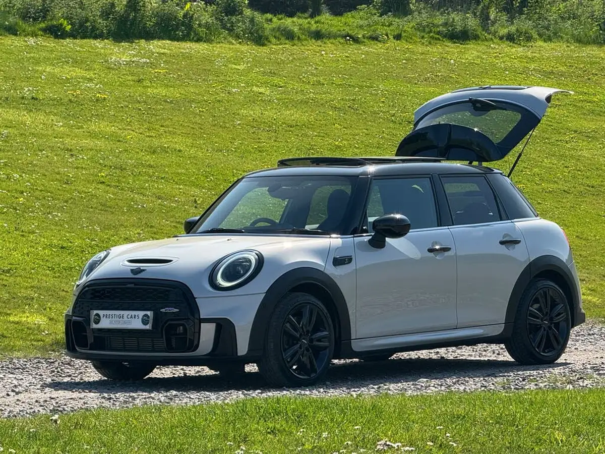 2022-mini-cooper-20-cooper-s-sport-hatchback-5d-auto-big-10