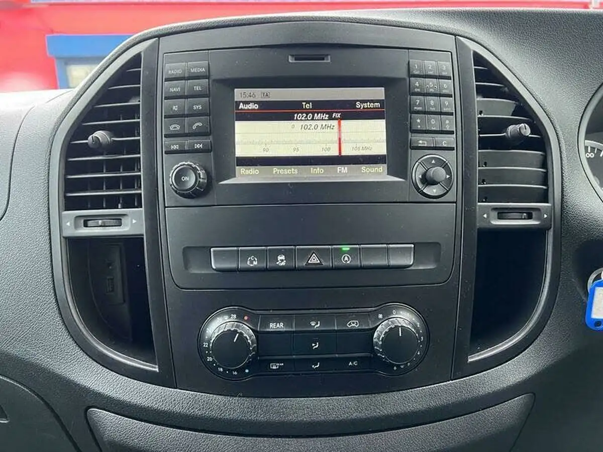 2019-mercedes-benz-vito-21cdi-tourer-pro-114-long-big-24