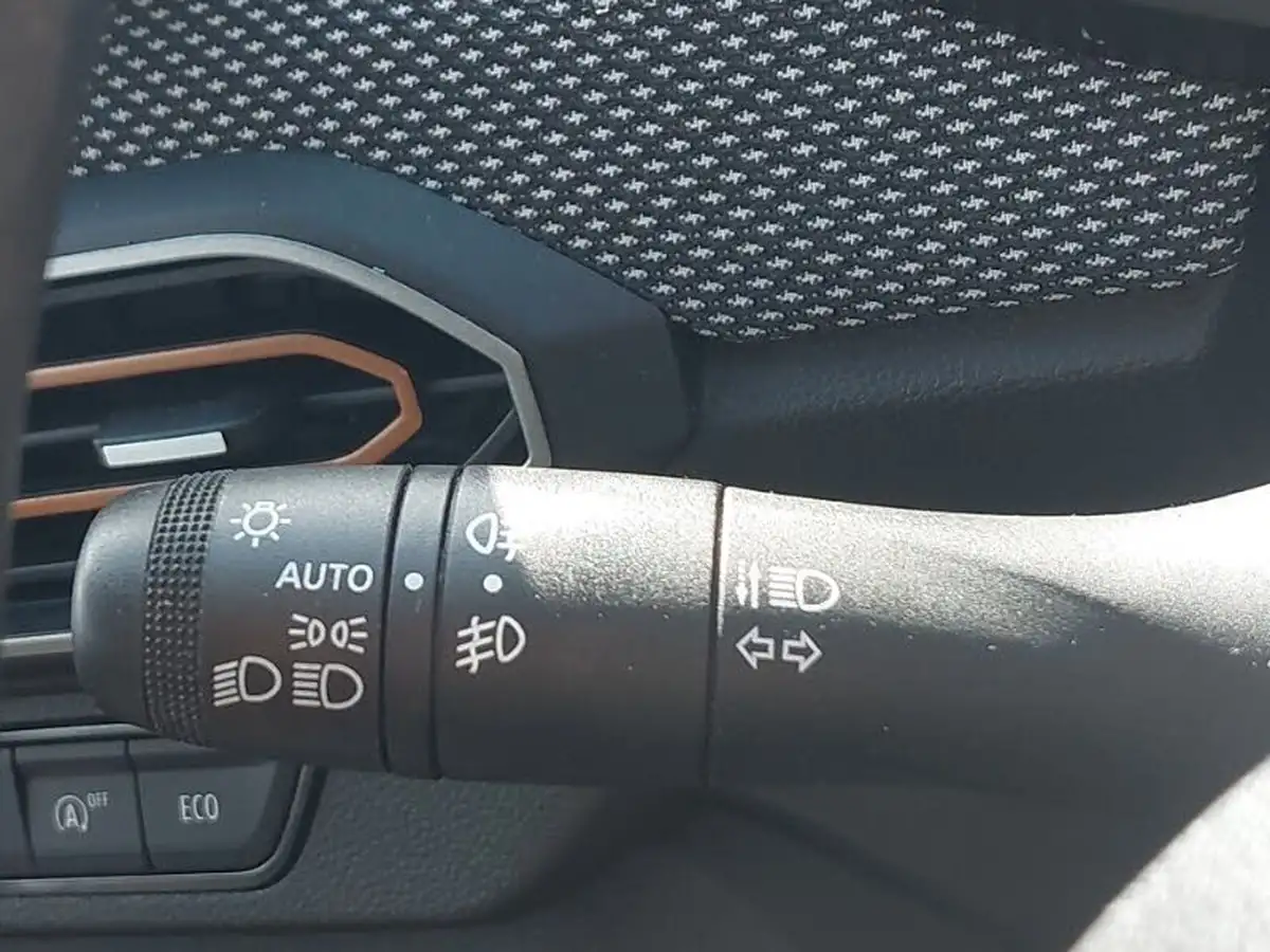 2023-dacia-sandero-stepway-10-tce-expression-100bhp-bi-fuel-big-14