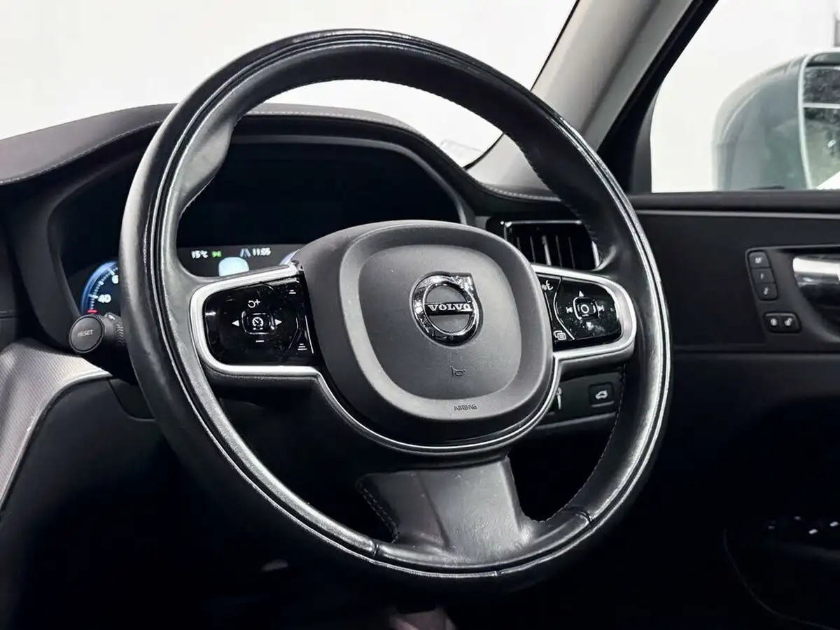 2018-volvo-xc60-20td-d5-inscription-pro-powerpulse-awd-big-23