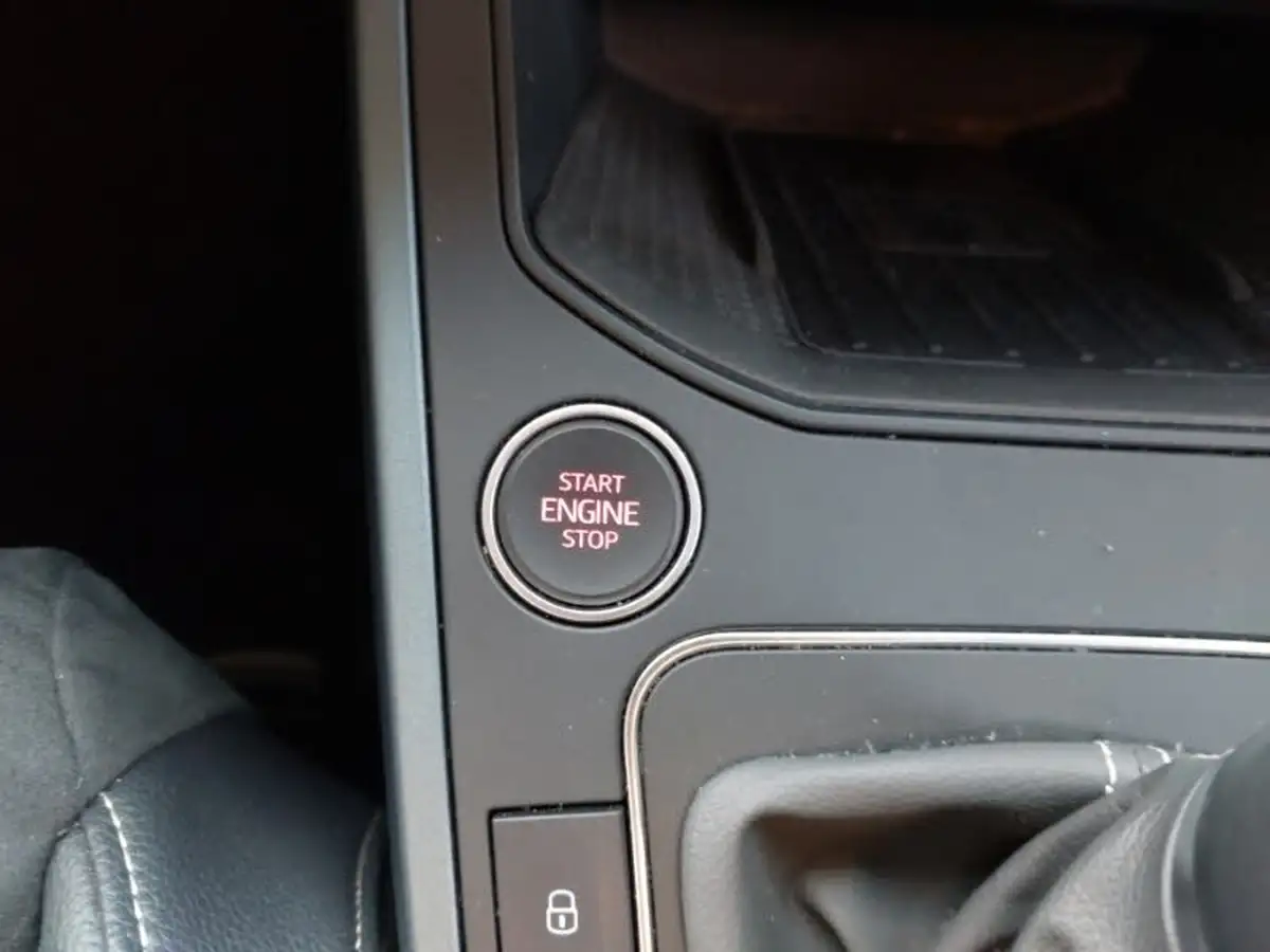 2022-seat-arona-10-tsi-xperience-lux-dsg-big-17