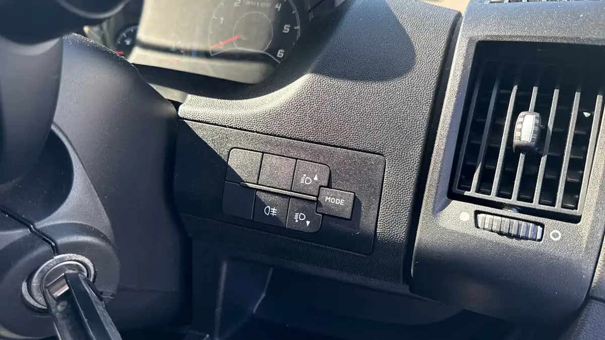 2018-fiat-ducato-23td-35-mh2-130-ll-panel-tecnico-big-10