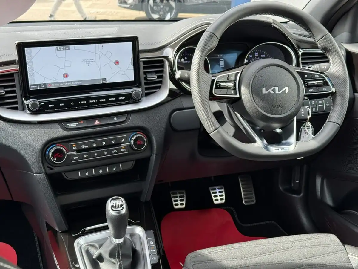 2023-kia-ceed-15-t-gdi-gt-line-158bhp-big-51