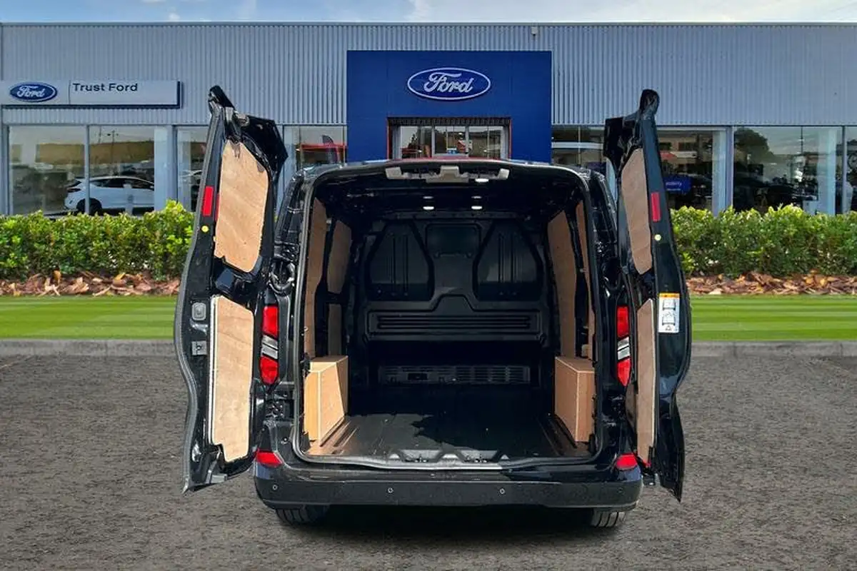 2024-ford-transit-custom-20tdci-280-l1h1-limited-136pseu6e-panel-van-1996cc-big-5