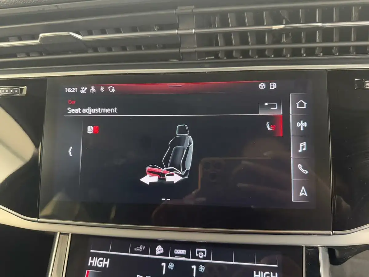 2021-audi-q7-30-55-tfsi-e-s-line-big-54