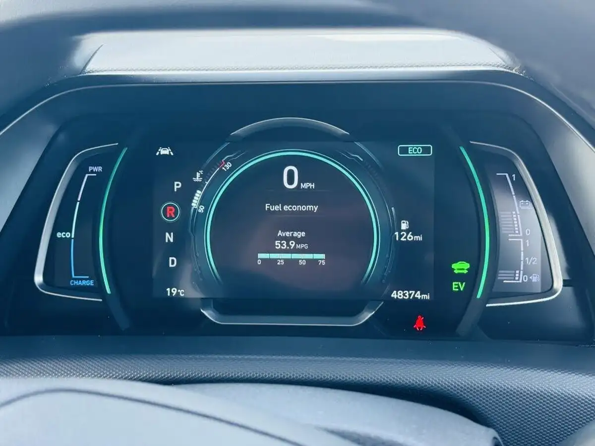 2020-hyundai-ioniq-16-gdi-1st-edition-hybrid-big-14