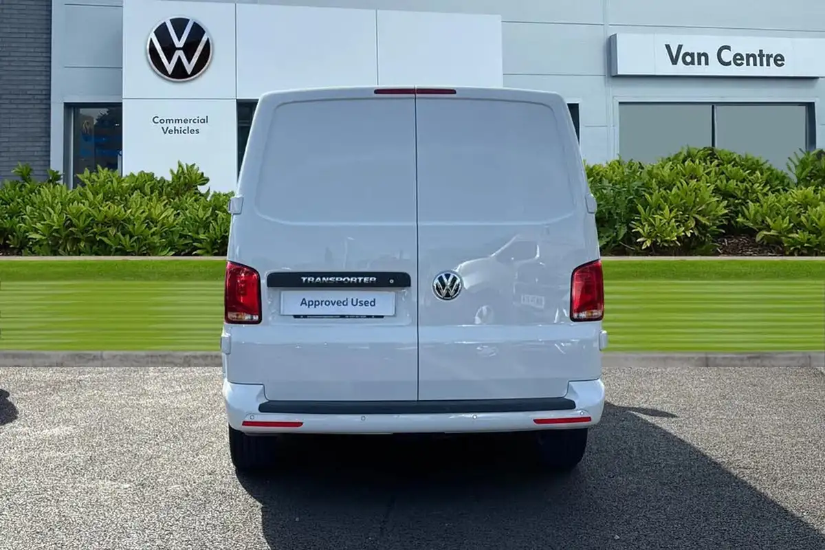 2024-volkswagen-transporter-big-3