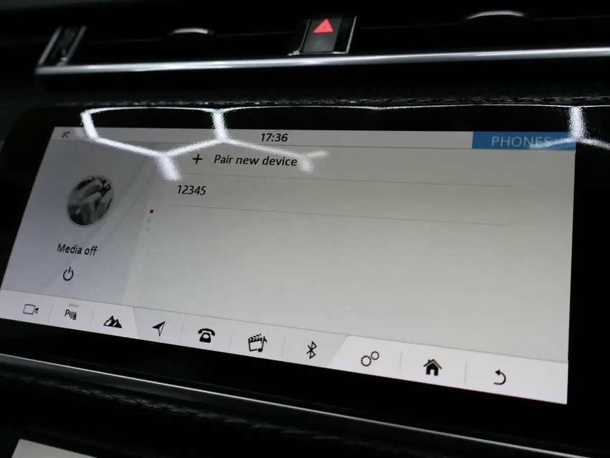 2019-land-rover-range-rover-velar-20-d180-r-dynamic-s-big-34