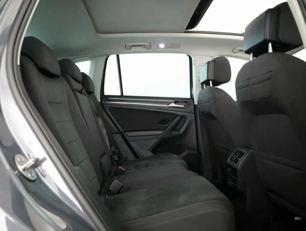 2020-volkswagen-tiguan-15-tsi-elegance-big-24