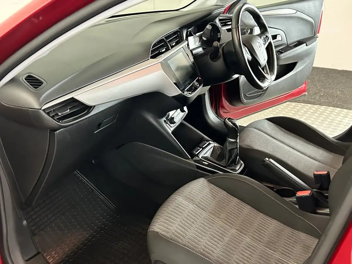 2020-vauxhall-corsa-12i-se-nav-big-27