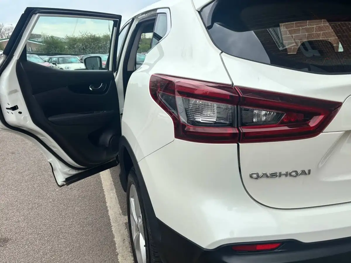 2020-nissan-qashqai-13-dig-t-acenta-premium-160ps-big-12