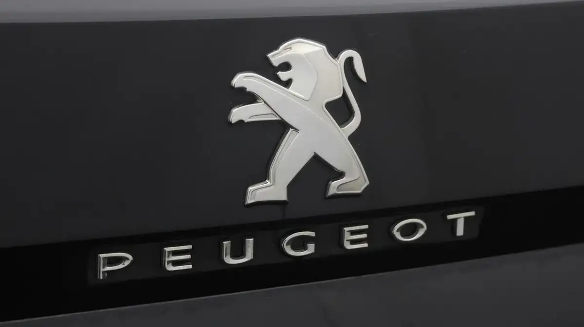 2020-peugeot-3008-suv-12-puretech-gt-line-eat8-big-20