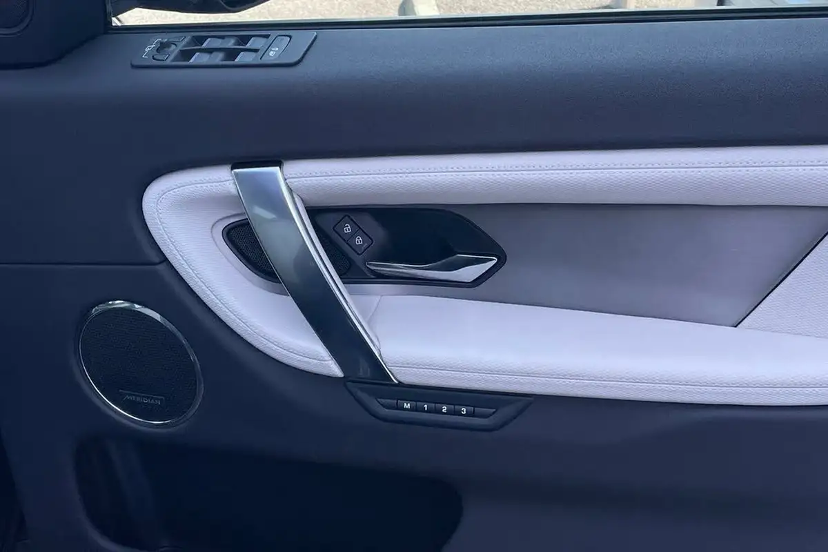 2024-land-rover-discovery-sport-15-p270e-dynamic-se-big-21
