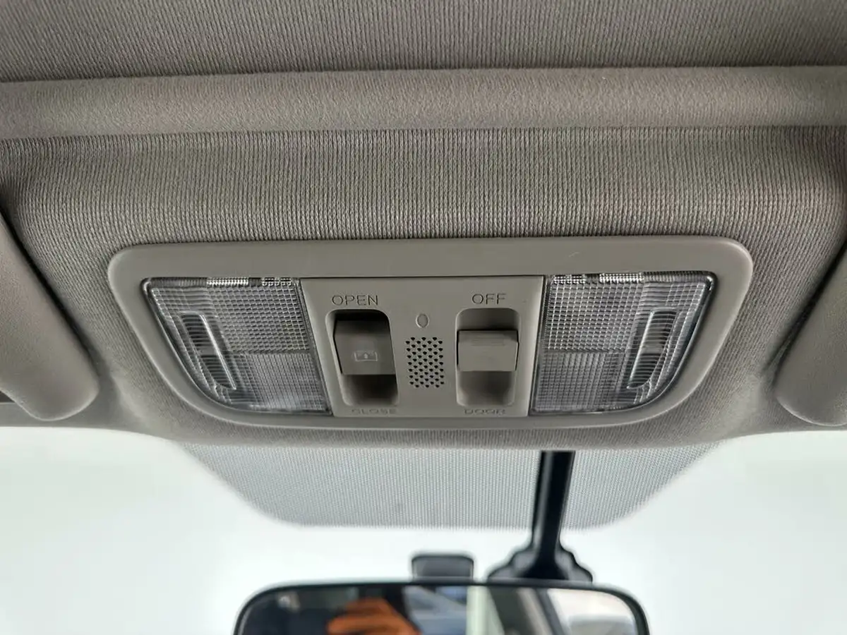 2012-honda-jazz-14-ex-cvt-big-47