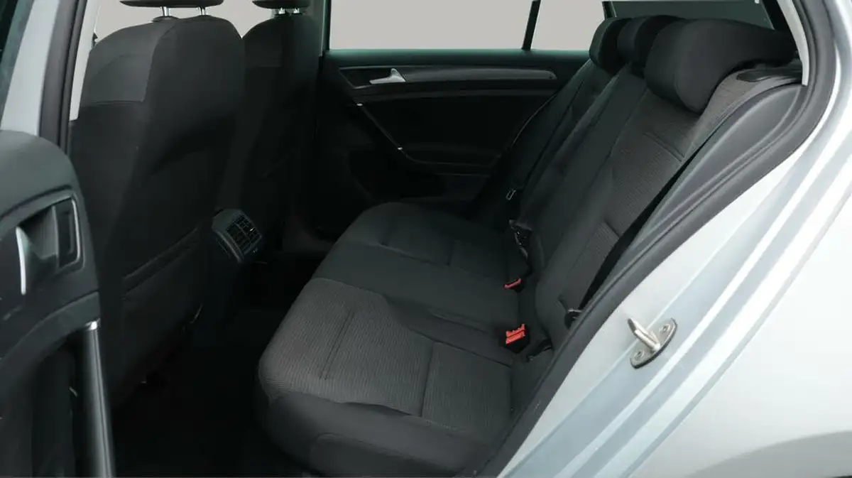 2019-volkswagen-golf-sv-16tdi-match-edition-big-16