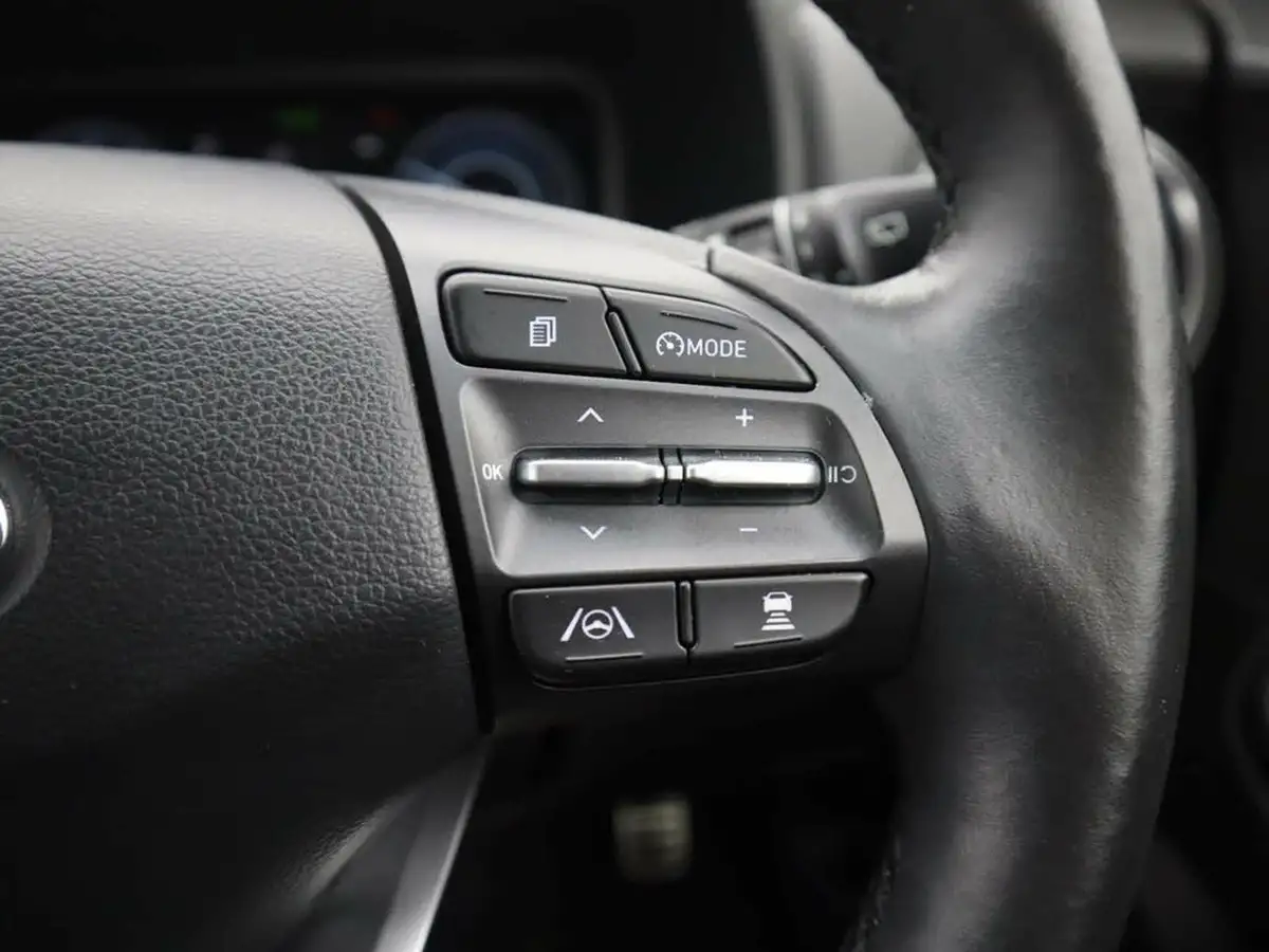 2022-hyundai-kona-e-premium-204ps-64kwh-7kw-obc-big-42
