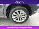 2019-volkswagen-t-roc-10-tsi-se-small-24