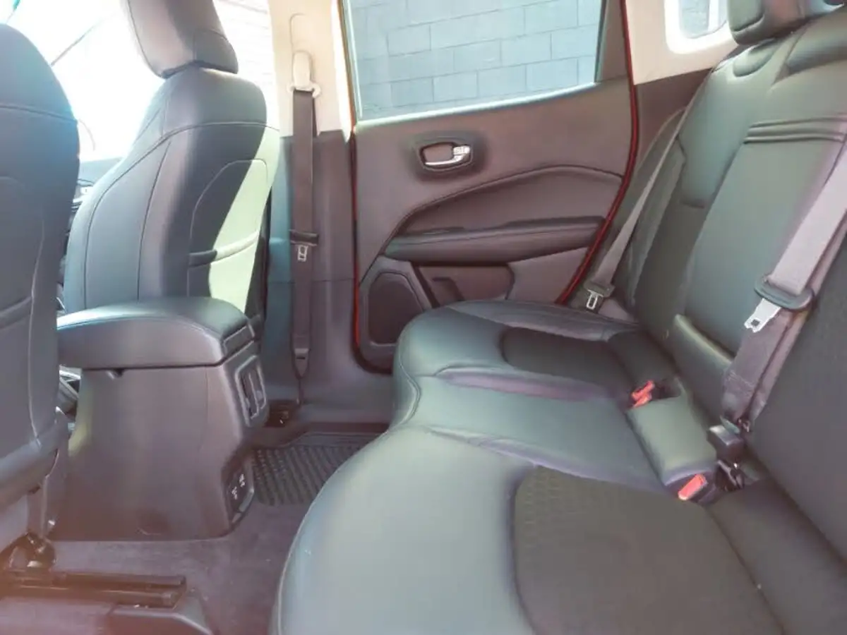 2019-jeep-compass-14-multiair-ii-night-eagle-big-5
