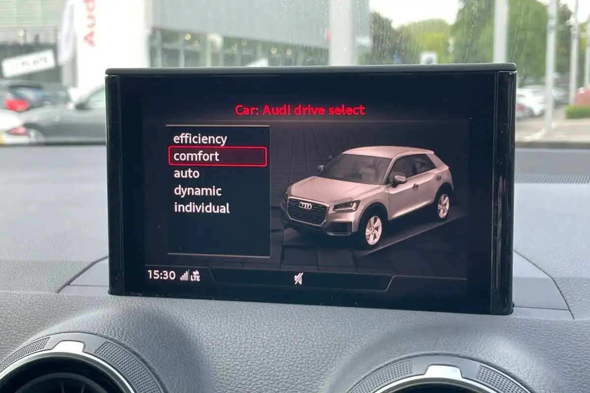 2019-audi-q2-15-35-tfsi-sport-cod-s-tronic-big-20