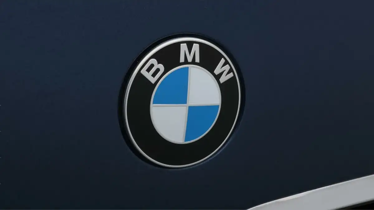 2021-bmw-x2-20-xdrive20i-sport-big-23
