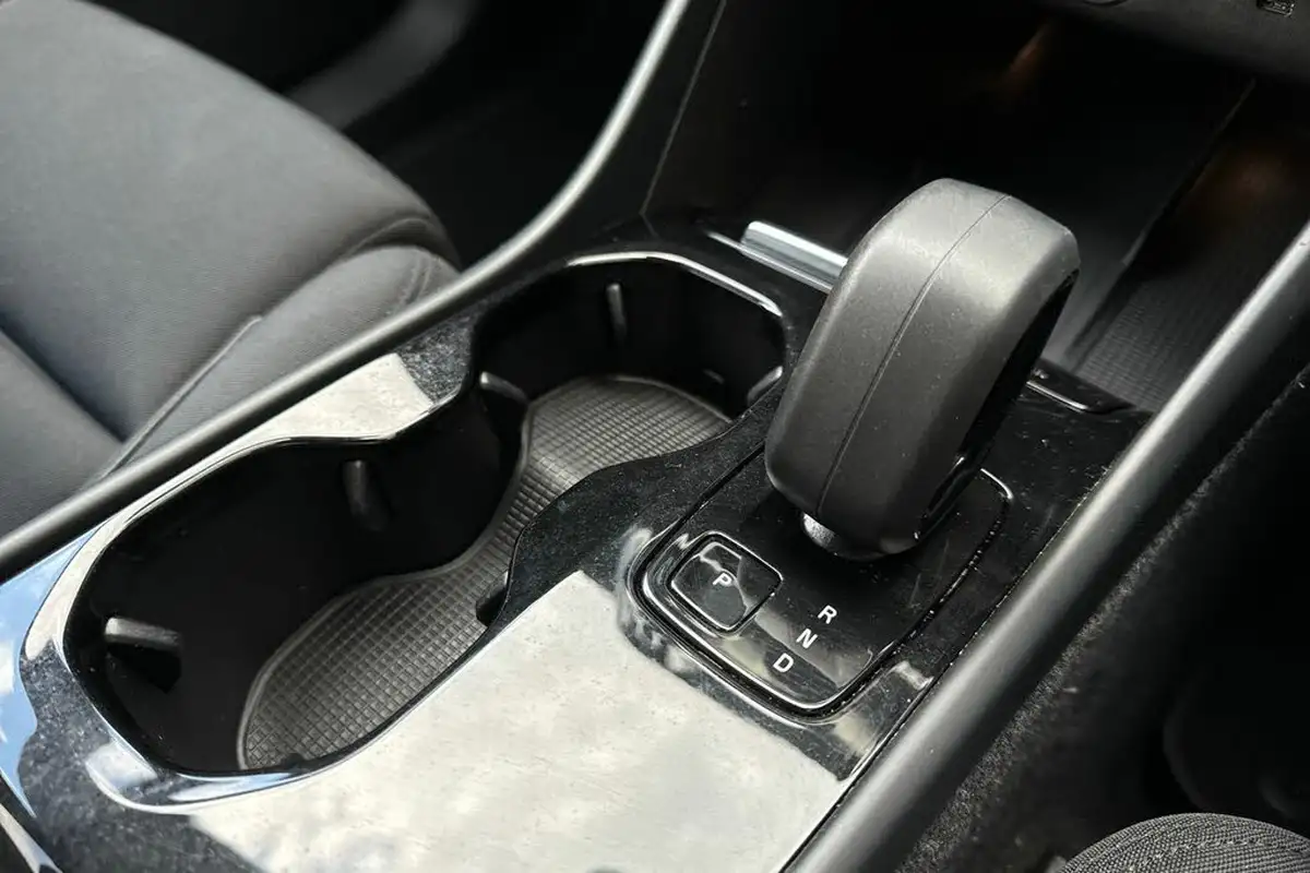 2022-volvo-xc40-e-twin-recharge-plus-big-12